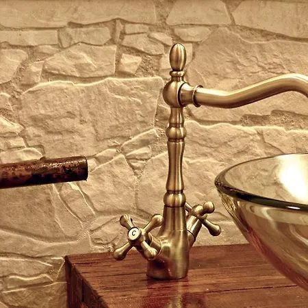 شقة Luna Lombarda سالو