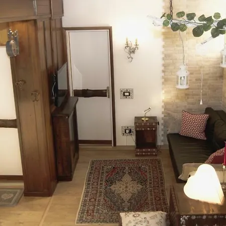 Villa Luna Lombarda Apartment